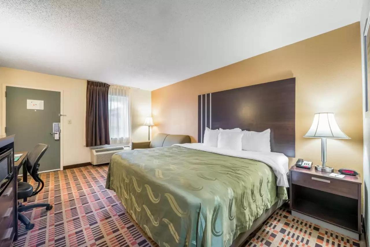 Quality Inn Downtown Johnson City Esterno foto