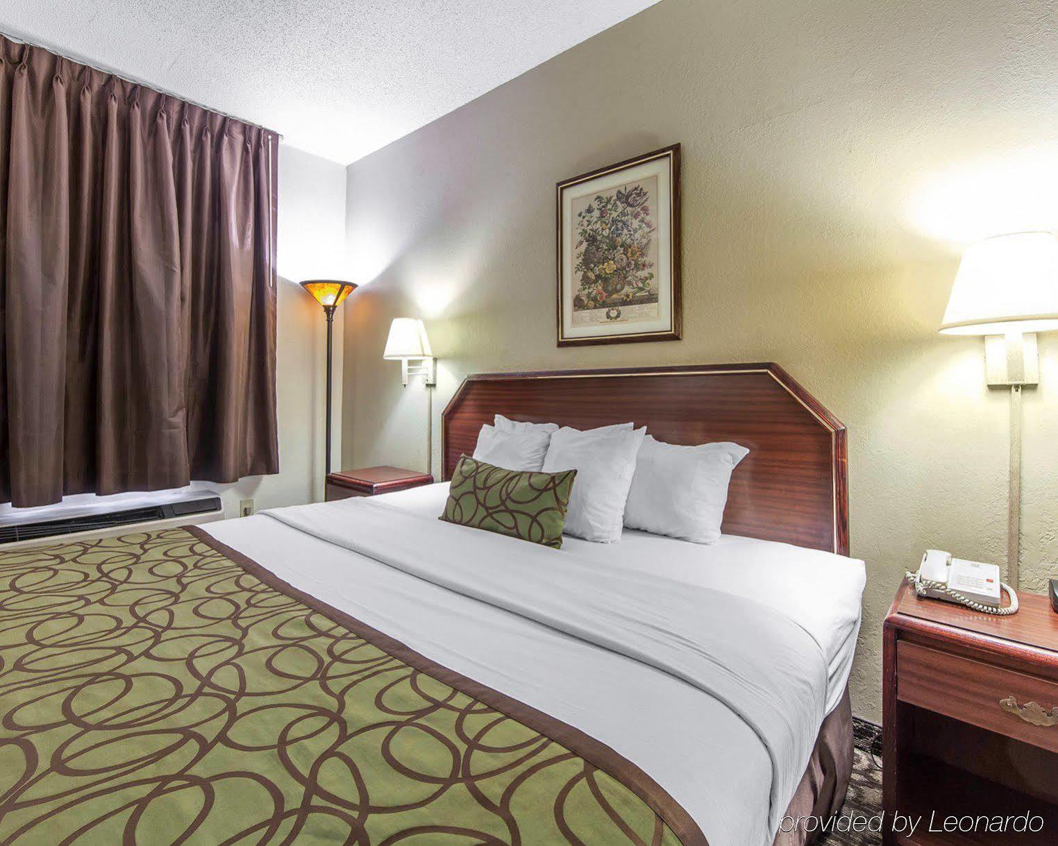 Quality Inn Downtown Johnson City Esterno foto